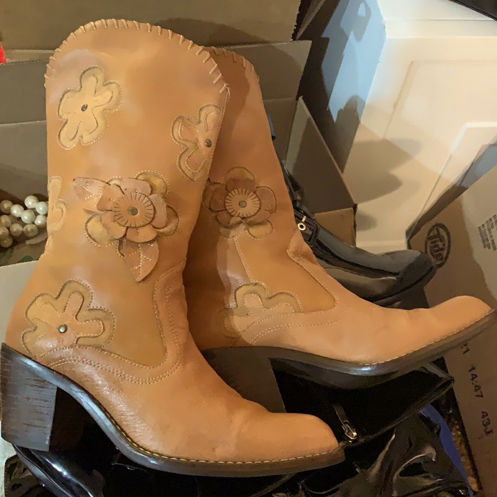 Girl boots❤️